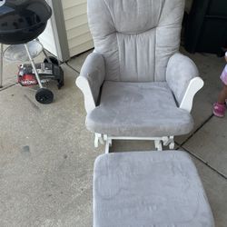 Rocking Chair 