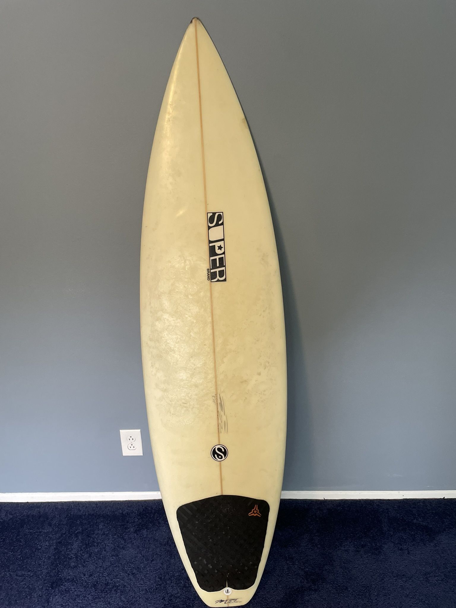 Super Brand Surfboard 5’10