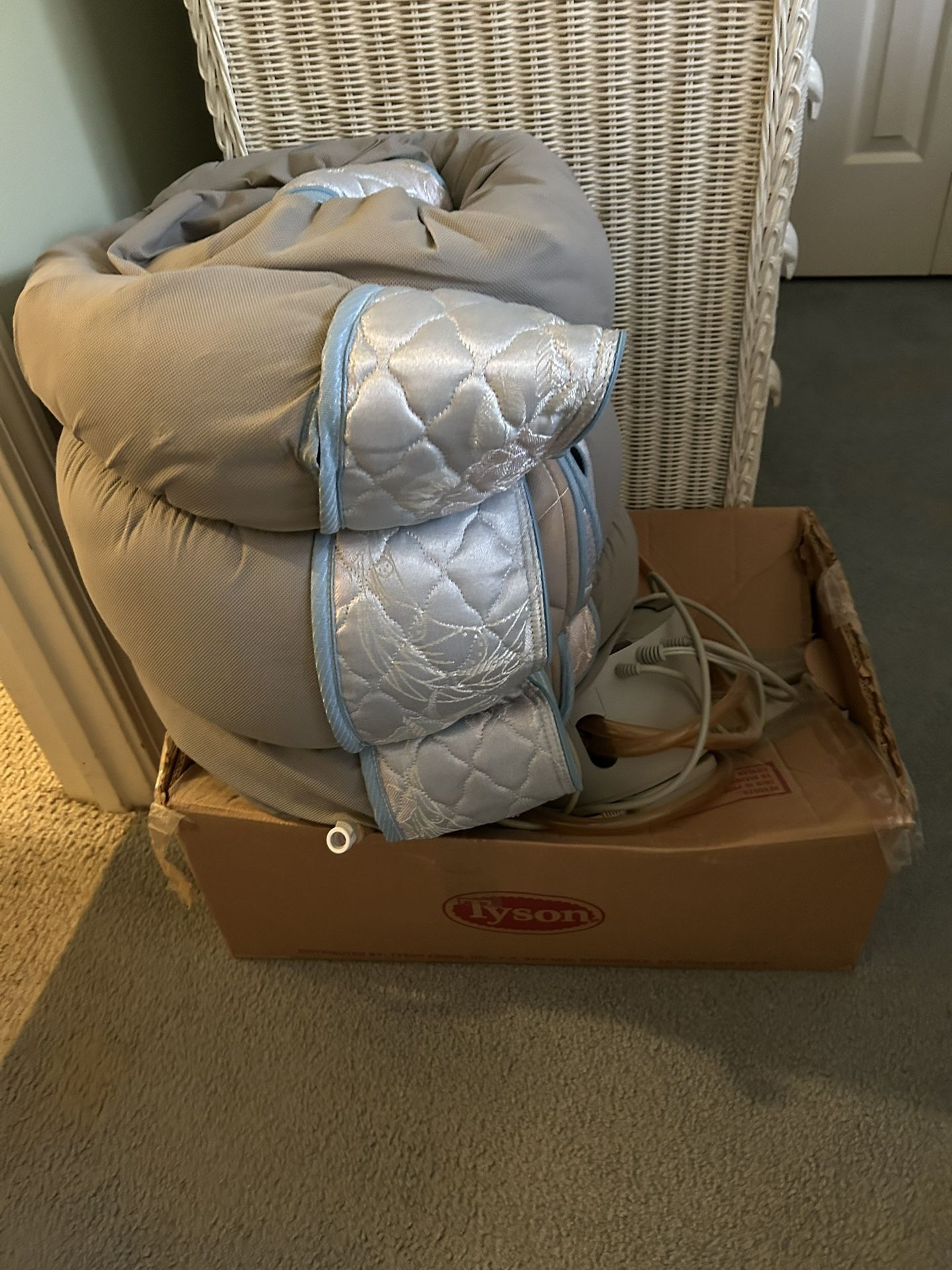 Queen Size Select Comfort Bed