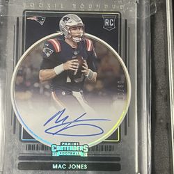 Mac Jones Rc /10 On Card Auto Contenders 