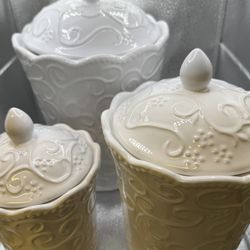 Bianca Floral 3-Piece White Canister Set with Lid