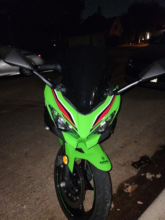 2023 Kawasaki Ninja 400