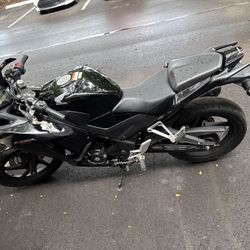 CBR 300 Honda