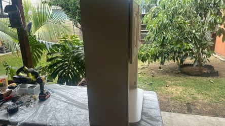 Kitchen cabinet