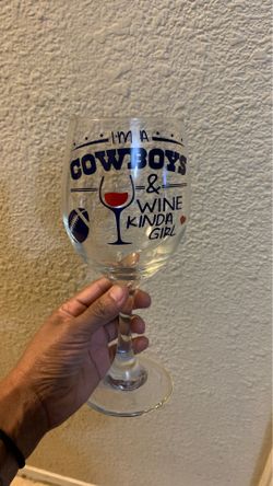 Customized wine glasses