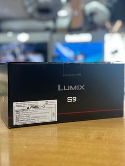 Panasonic LUMIX S9 Brand New and Kit Lens 18-40mm 