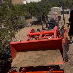 Tractor 