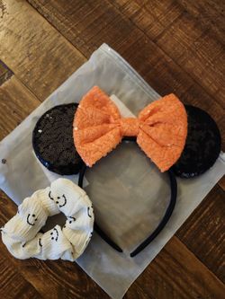 Super Cute Mini Ears With Hair Tie/ New/ $15 Cash Only/ Blue Diamond & Rainbow