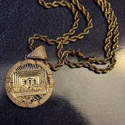 GOLD PLATED Gold chain (W/ Pendant)