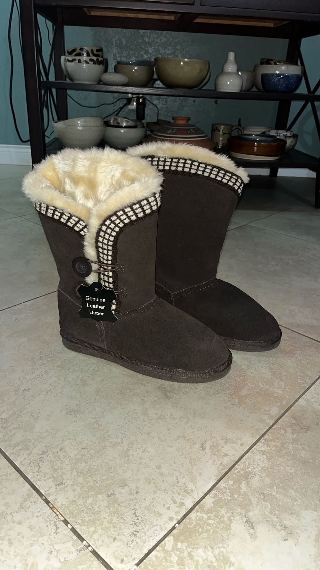 Women’s Alpine Design Annabelle Brown Suede Faux Fur Boots, Size 9