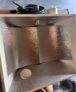 4 Hydroponic Grow Light Reflectors and 1  1000 watt Digital Ballast and 3 hoods with light fixtures