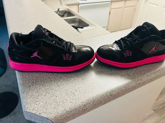 Jordan’s girls . Size 5.5