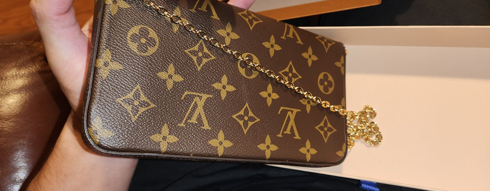 Authentic Felicie Pochette Louis Vuitton for Sale in Humble, TX - OfferUp