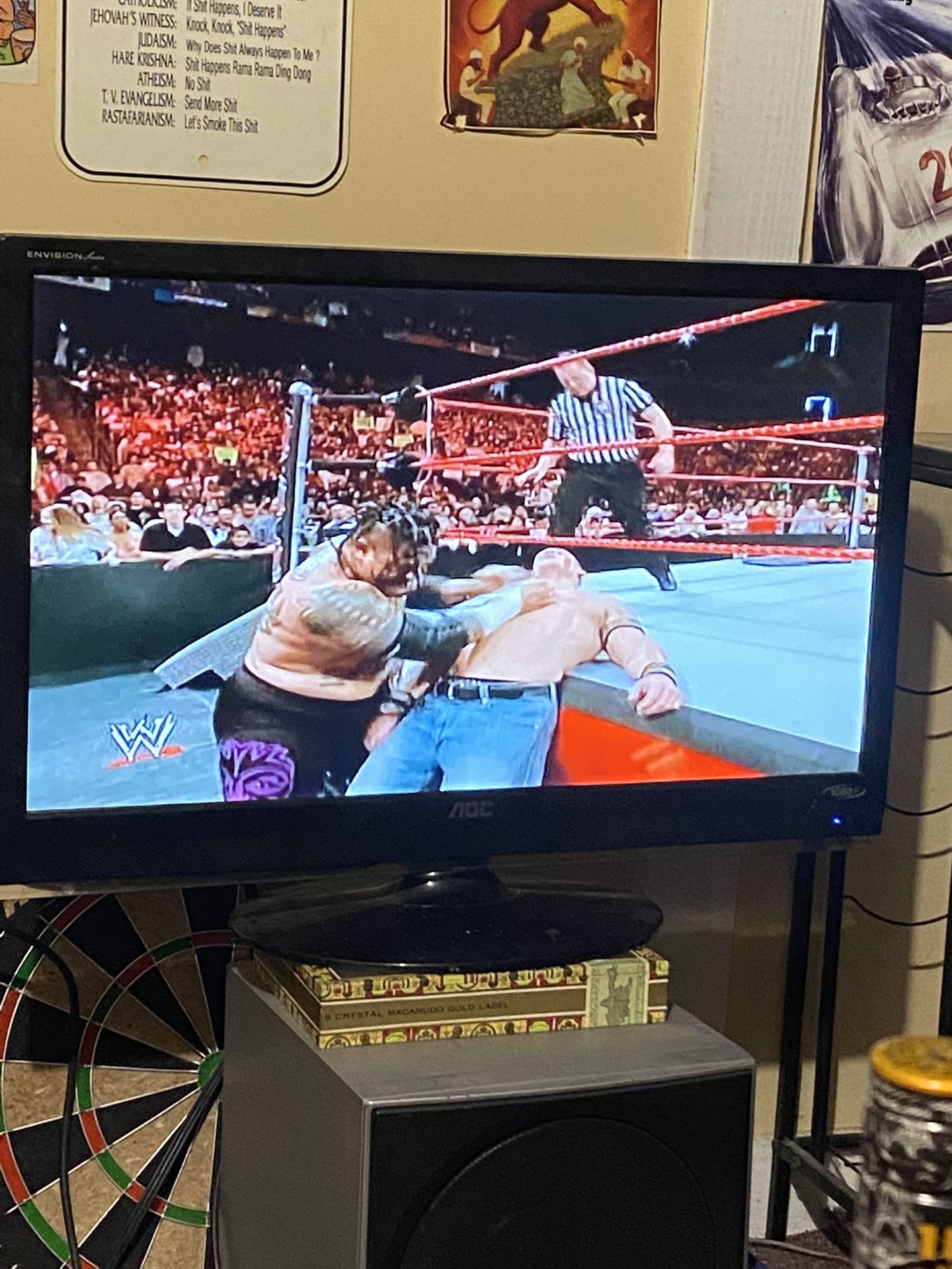 27’ AOC flatscreen Tv