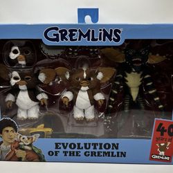NECA Gremlins Evolution Of The Gremlin Box Set 