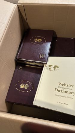 New Standard Encyclopedia Set + Webster Comprehensive Dictionary