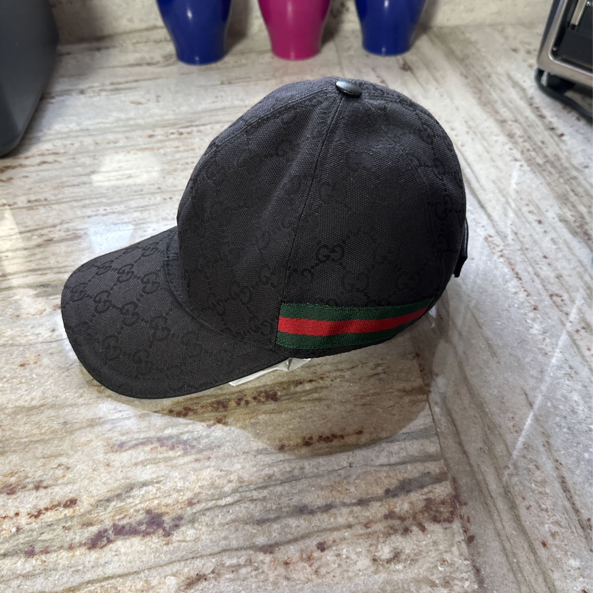 Gucci Hat, Adjustable, Small (used)