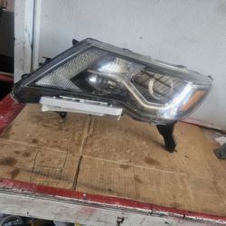 2017 2020 Nissan Pathfinder Oem Driver Side Headlight 