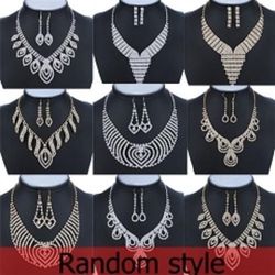 Really beautiful and great design necklace set with earing