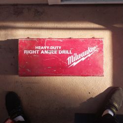 Milwaukee Right Angle drill