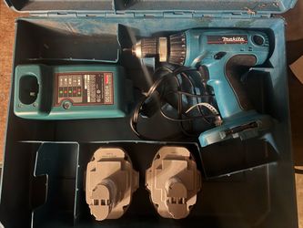 Makita 18 volt drill and charger