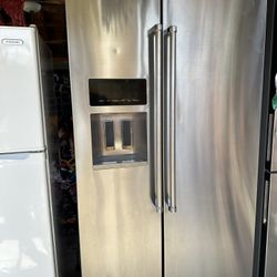 Kitchen Aid Refrigerator