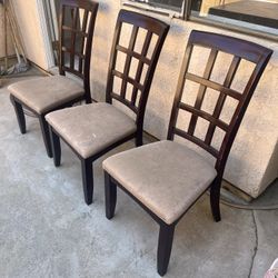 Dining Table And Chairs 