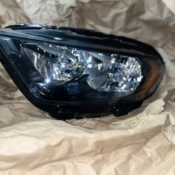Ford Ecosport Titanium 2018 Headlight Driver Side 
