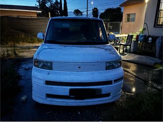 04 Scion xb