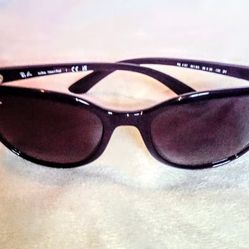Women's Ray-Ban RB4167 Black Frame Gradient Lenses Sunglasses 