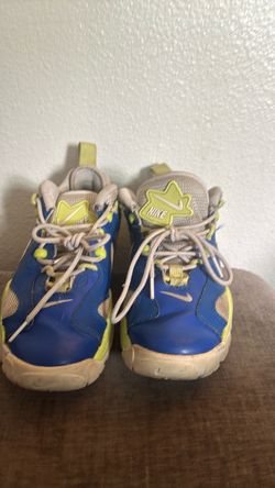 Some shoes