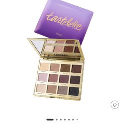 Tarte Pallet$30 New 