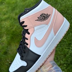 Jordan 1 Mid Artic Orange Toe