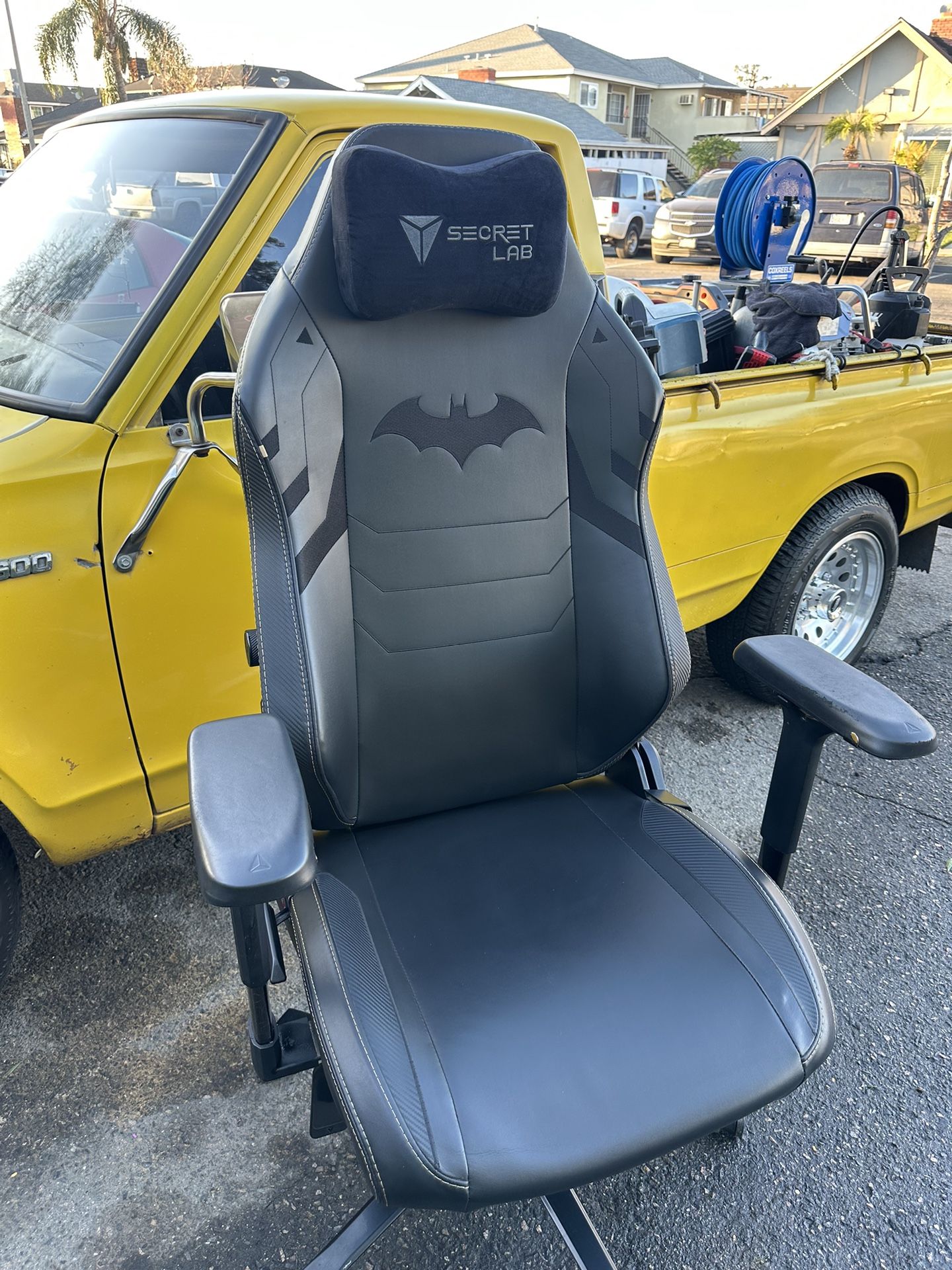 2022 Secretlab Titan Evo Batman XL Gaming/Office Chair
