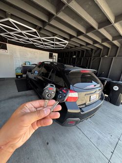 Car Keys N Remotes/ Llaves Con Control