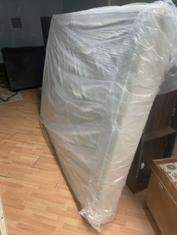 Queen Size,  Memory Foam Mattress , For Sale