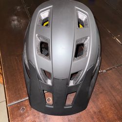 Adults Bicycle helmet
