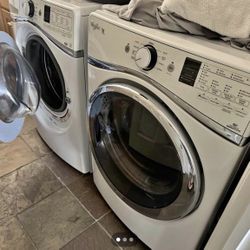Whirlpool Washer & Dryer Combo 