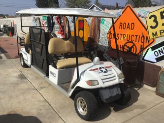 Golf Cart With Handicap Ramp ( NEEDS BATTERIES)