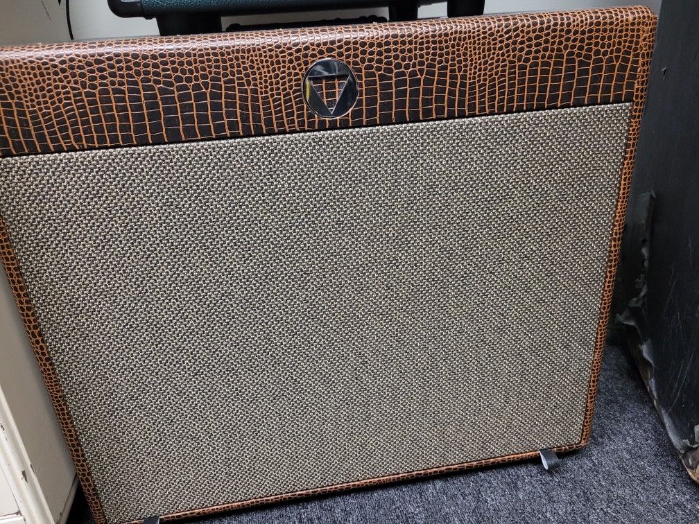 Vboutique 1x15 Bass Cab Alligator Tolex Celestian Neodymium 8 Ohm