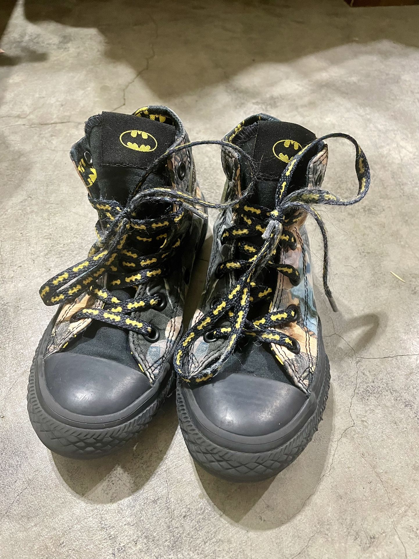 Kids Batman Hi Top Converse 
