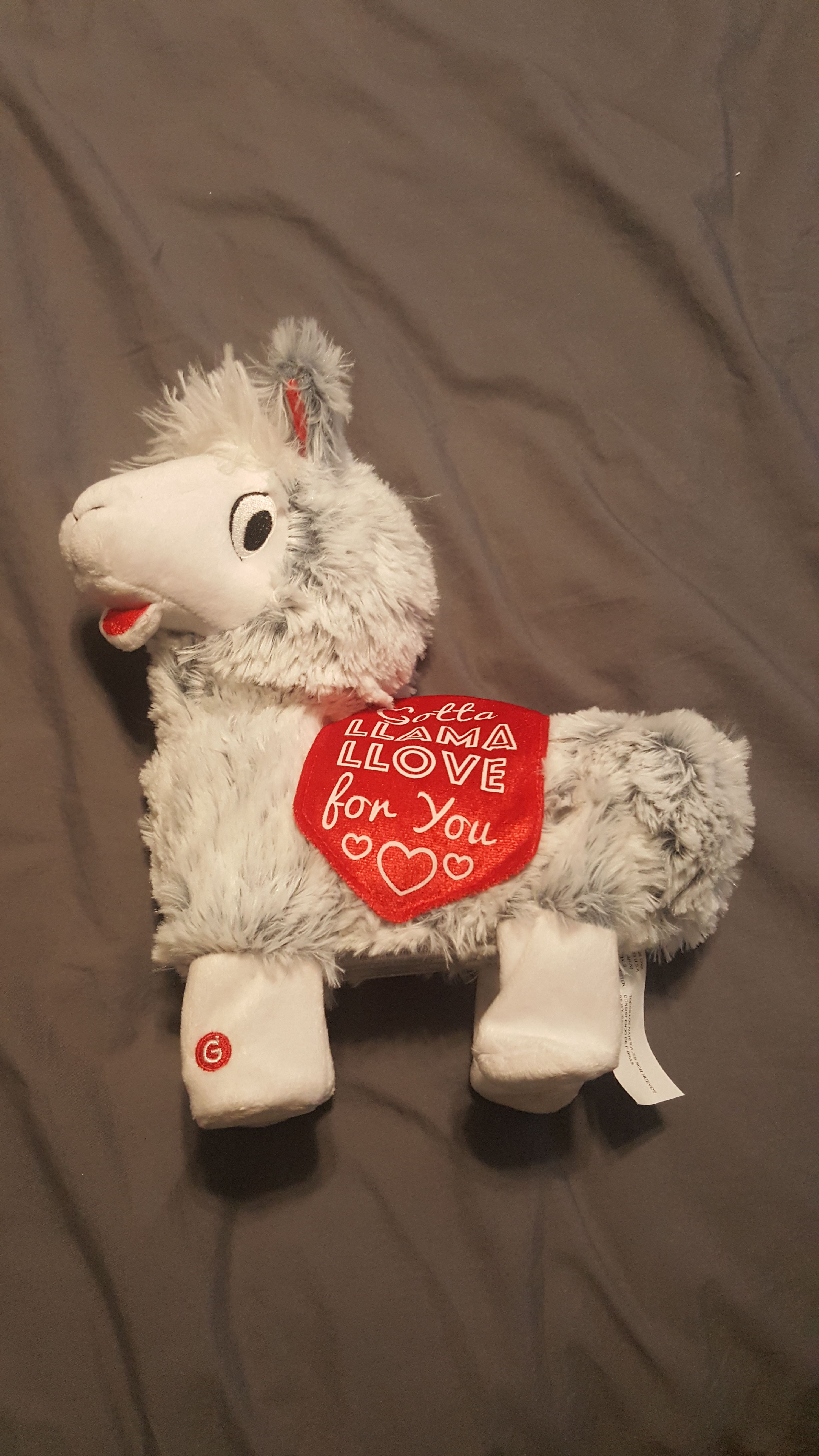 Twerking Llama Without Tags Dancing To "Juju On That Beat"
