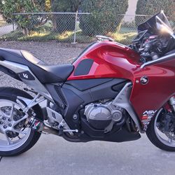 2010 Honda VFR1200F