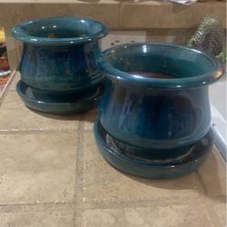 Trendspot 6.5 in. Blue Solid Bell Ceramic Planter