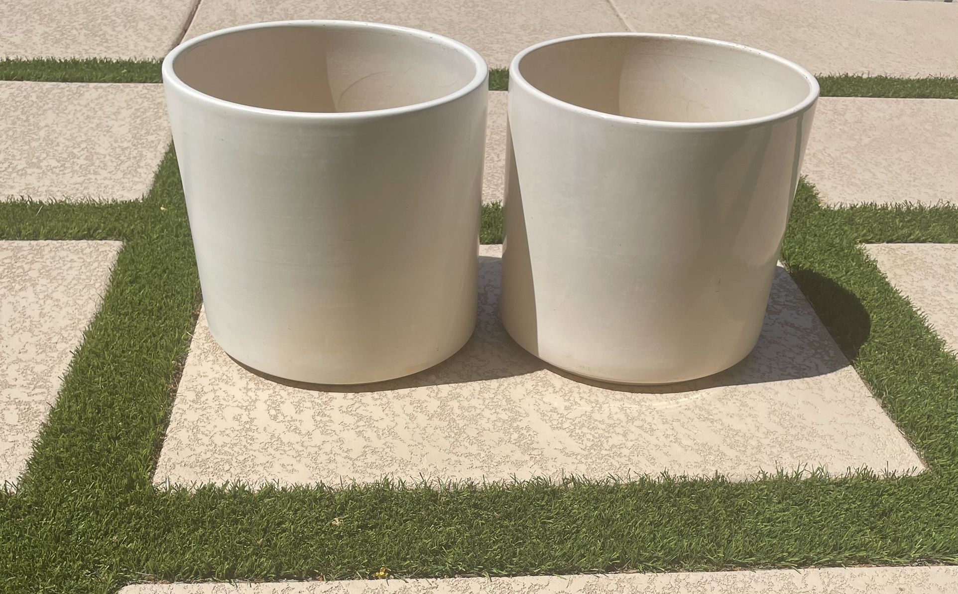 Two Large Mid Century Gainey Flower Pots