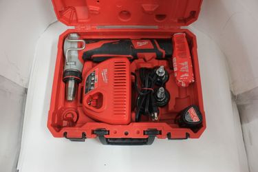 Milwaukee 2474-22 M12 12-Volt PEX Expansion Tool Kit