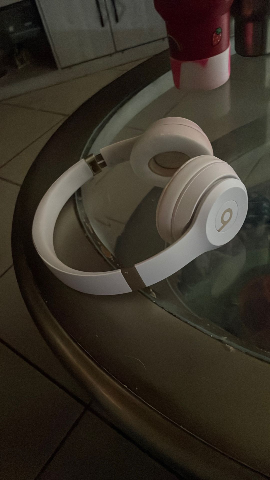 Beats Solo 4