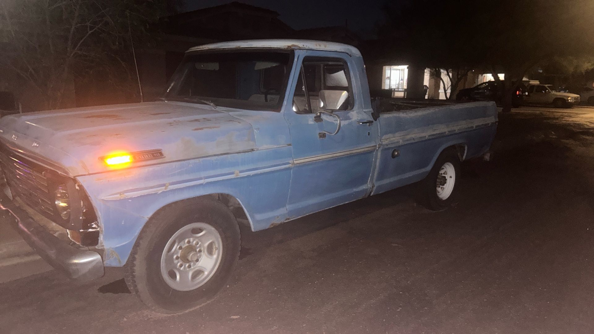 1972 FORD 250 STD