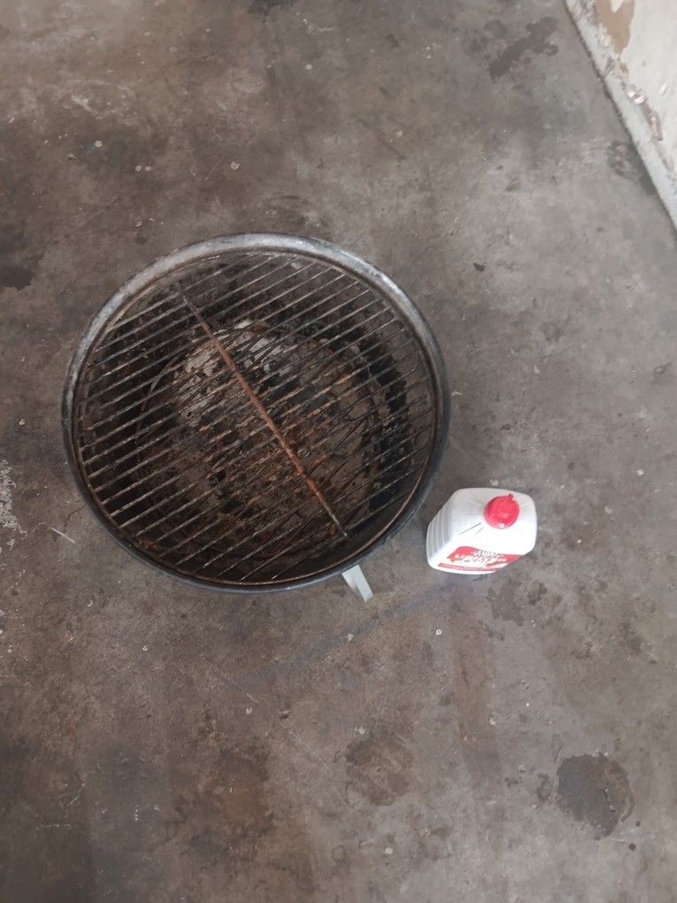 BBQ BURNER WITH FUEL MISSING TOP