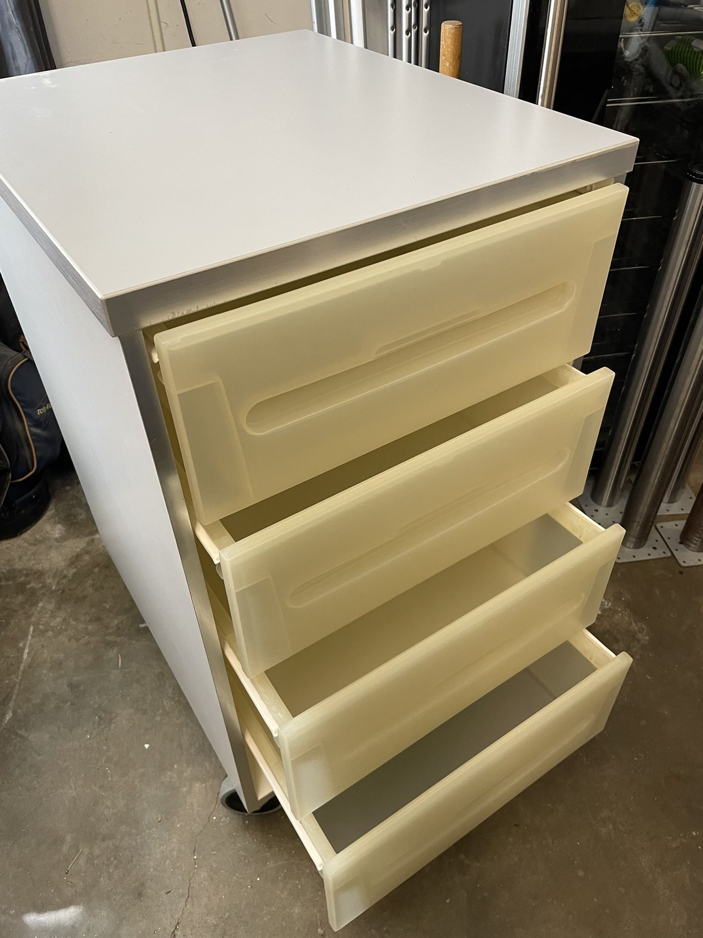 (2) Rolling Dresser/Storage Cabinet with 4 Drawers